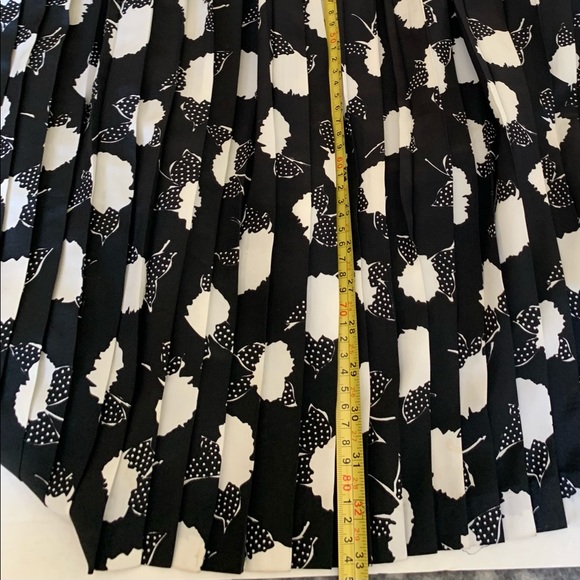 Black & white viscone fully pleated midi skirt M - Picture 10 of 13